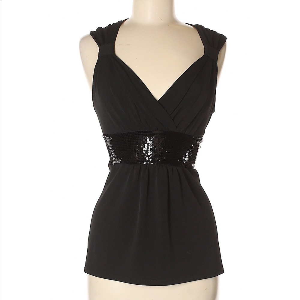 ✨2 for 45✨. WHBM sleeveless top